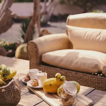 Casa Maja לאחארס